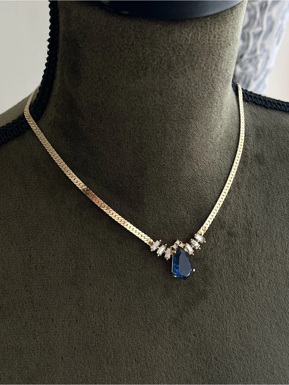 Authentic Vintage Dior Teardrop Blue Glass Stone Gold Herringbone Chain Necklace